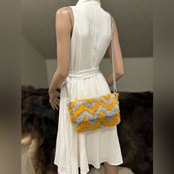 Real Mink Fur Colorblock Herringbone Pattern Handmade Slouchy Bag/Crossbody - Picture 6 of 16